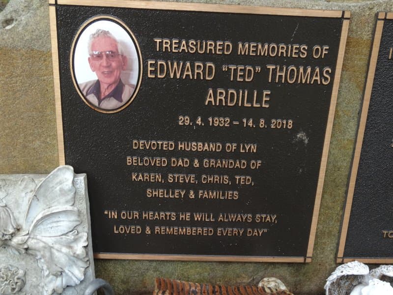 Edward Thomas ARDILLE gravestone