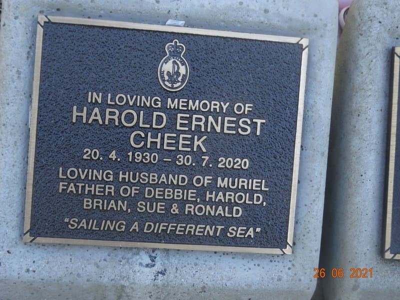 Harold Ernest CHEEK gravestone