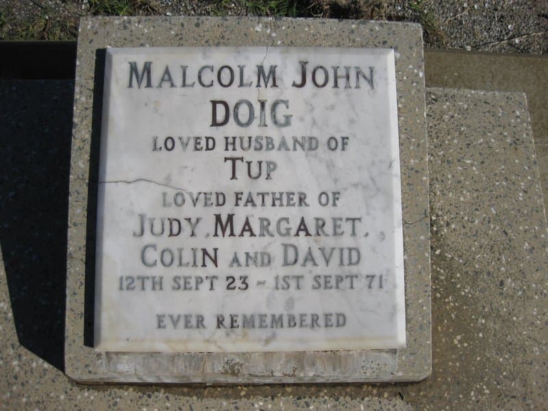 Malcolm John DOIG gravestone