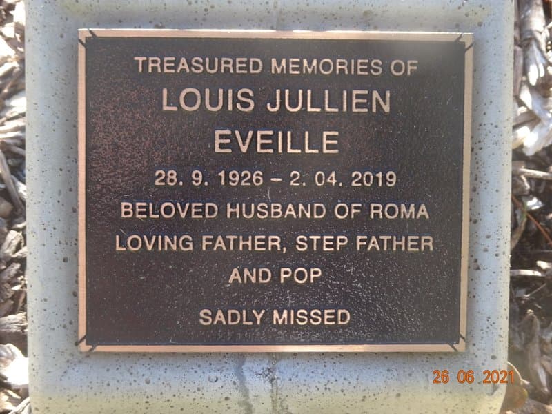 Louius Jullien EVEILLE gravestone