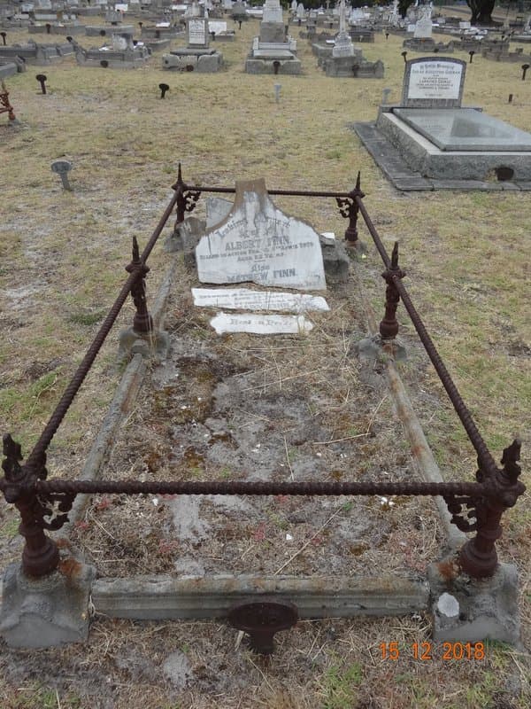 Matthew Robert FINN gravestone