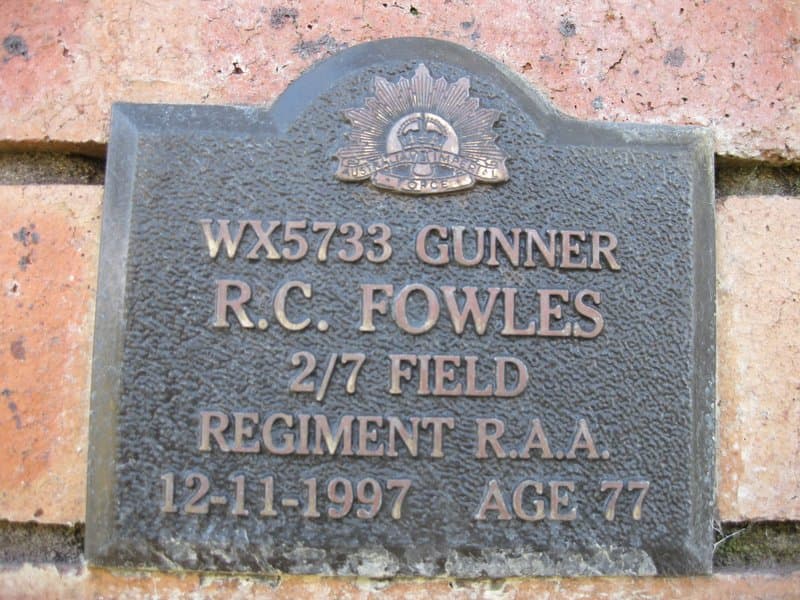 Robert Charles FOWLES gravestone
