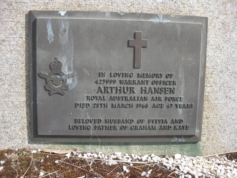 Arthur HANSEN gravestone