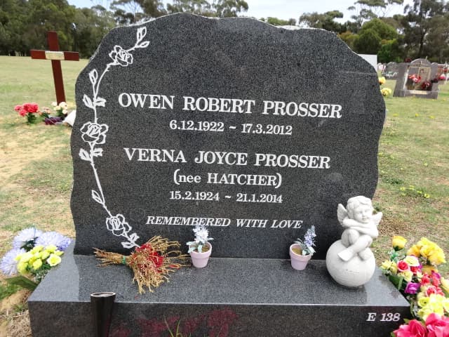 Verna Joyce HATCHER gravestone