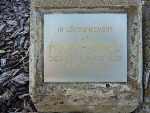 Frank HAYWARD gravestone