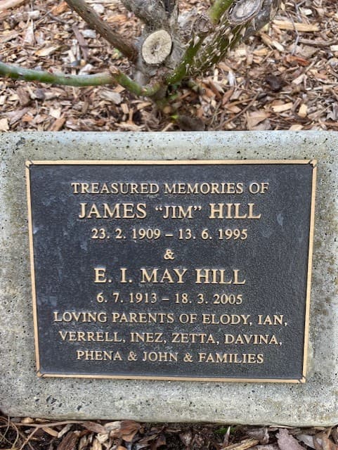 James HILL gravestone photograph 2