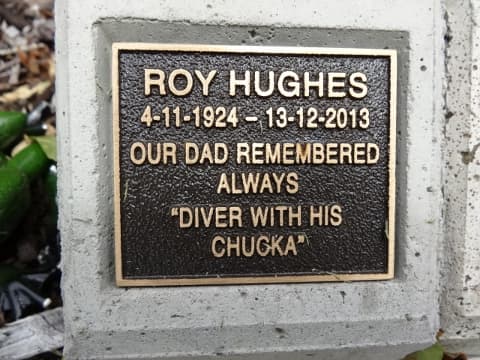 Roy HUGHES gravestone