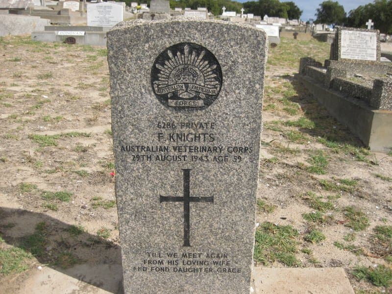 Frederick KNIGHTS gravestone