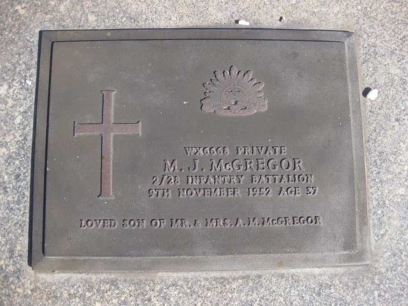 Murray John MCGREGOR gravestone