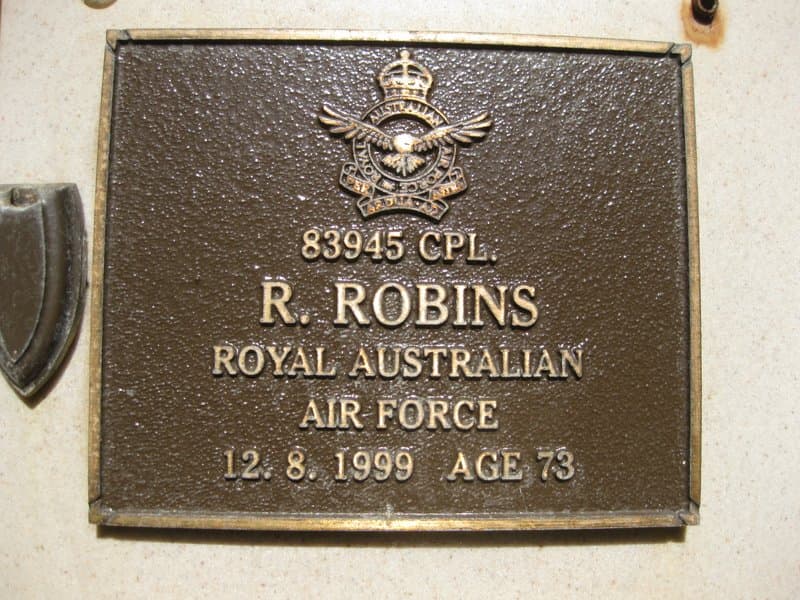 Ray Archibald ROBINS gravestone