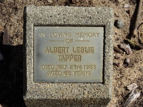 Albert Leslie TAPPER gravestone