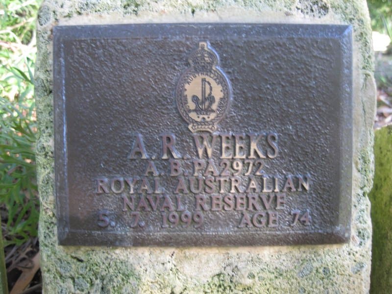 Arthur Ronald WEEKS gravestone