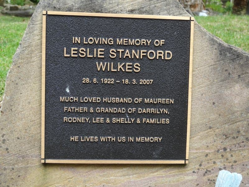 Leslie Stanford WILKES gravestone