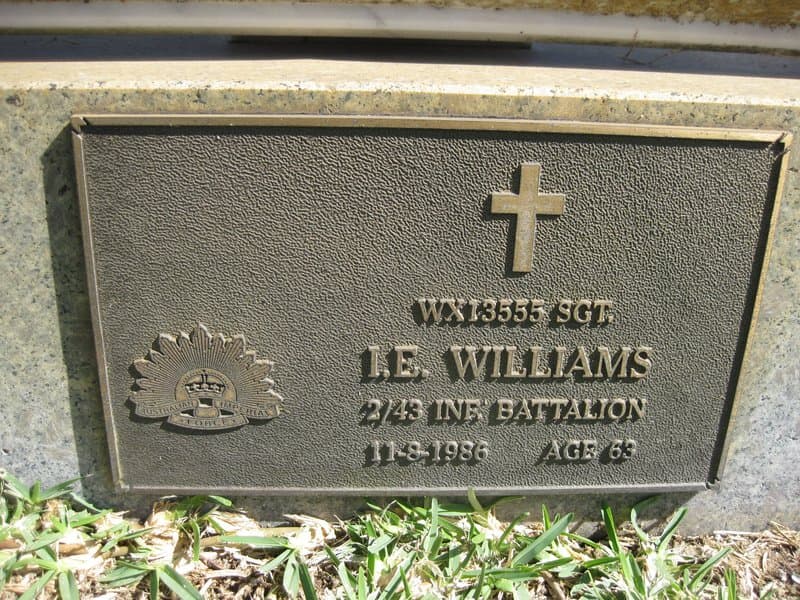 Ivar Edward WILLIAMS gravestone