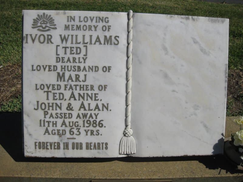 Ivar Edward WILLIAMS gravestone photograph 2