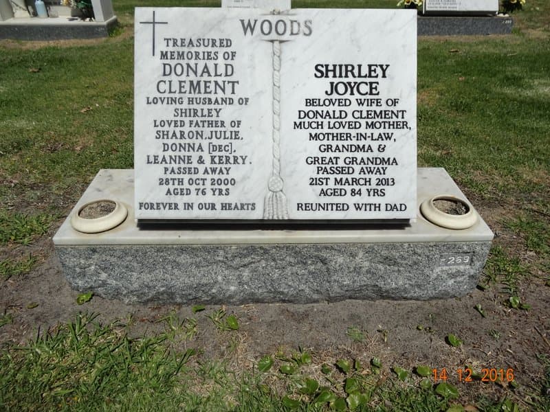 Donald Clement WOODS gravestone