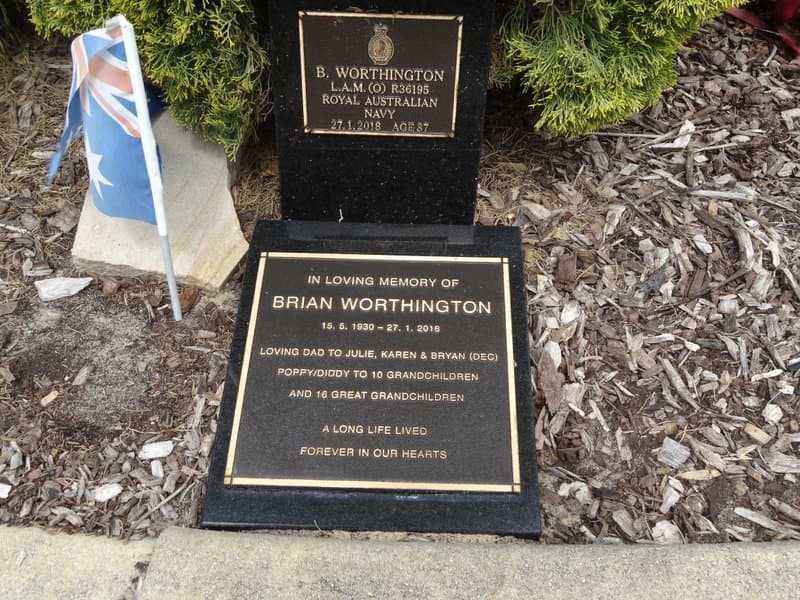 Brian WORTHINGTON gravestone