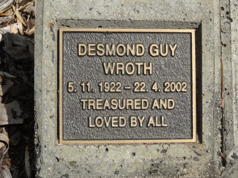 Desmond Guy WROTH gravestone