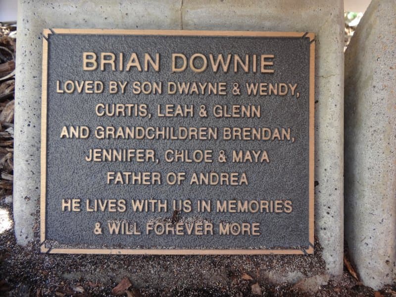 Thomas Brian DOWNIE gravestone photograph 2