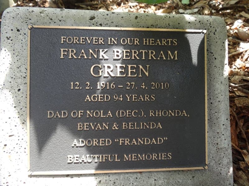 Frank Bertram GREEN gravestone photograph 2