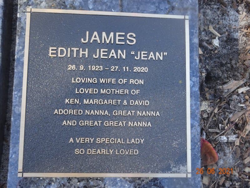 Cornelius John JAMES gravestone photograph 2