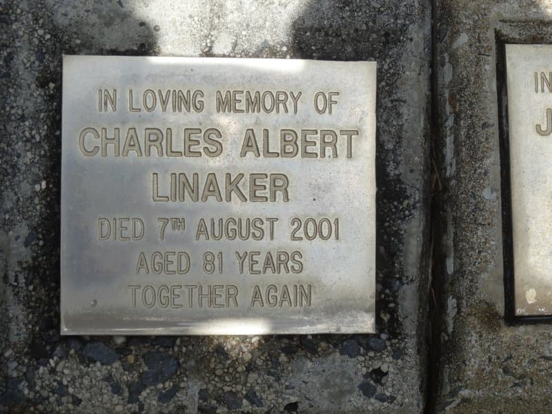 Charles Albert LINAKER gravestone photograph 2