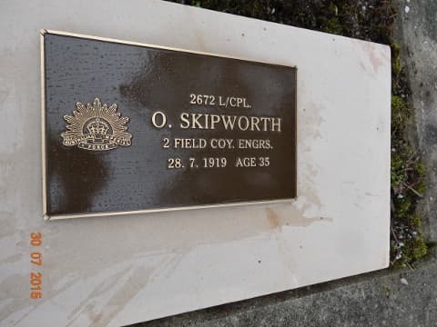Owen Sands SKIPWORTH gravestone photograph 3