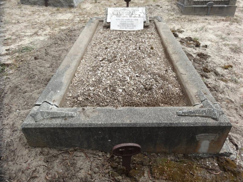 John WORTHINGTON gravestone photograph 2